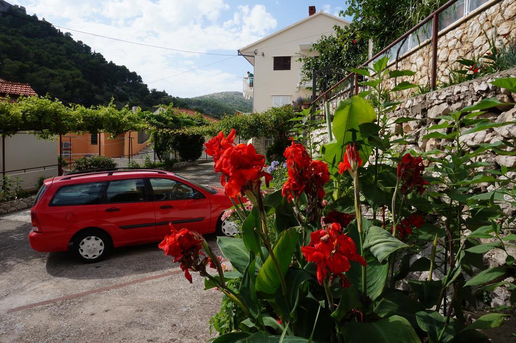 Rooms & Apartments Tepsa - Centre Đảo Hvar Ngoại thất bức ảnh