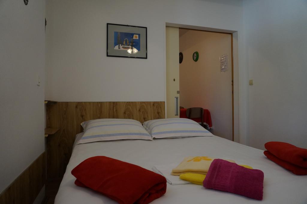 Rooms & Apartments Tepsa - Centre Đảo Hvar Ngoại thất bức ảnh