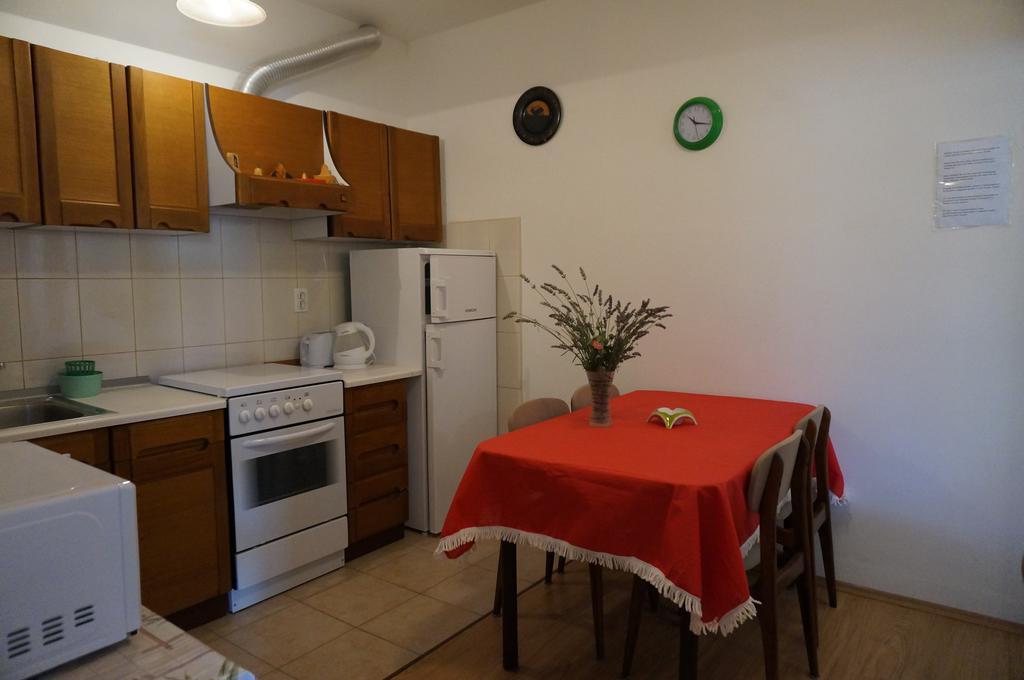 Rooms & Apartments Tepsa - Centre Đảo Hvar Ngoại thất bức ảnh